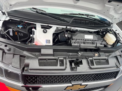 2025 Chevrolet Express Cutaway 3500 1WT