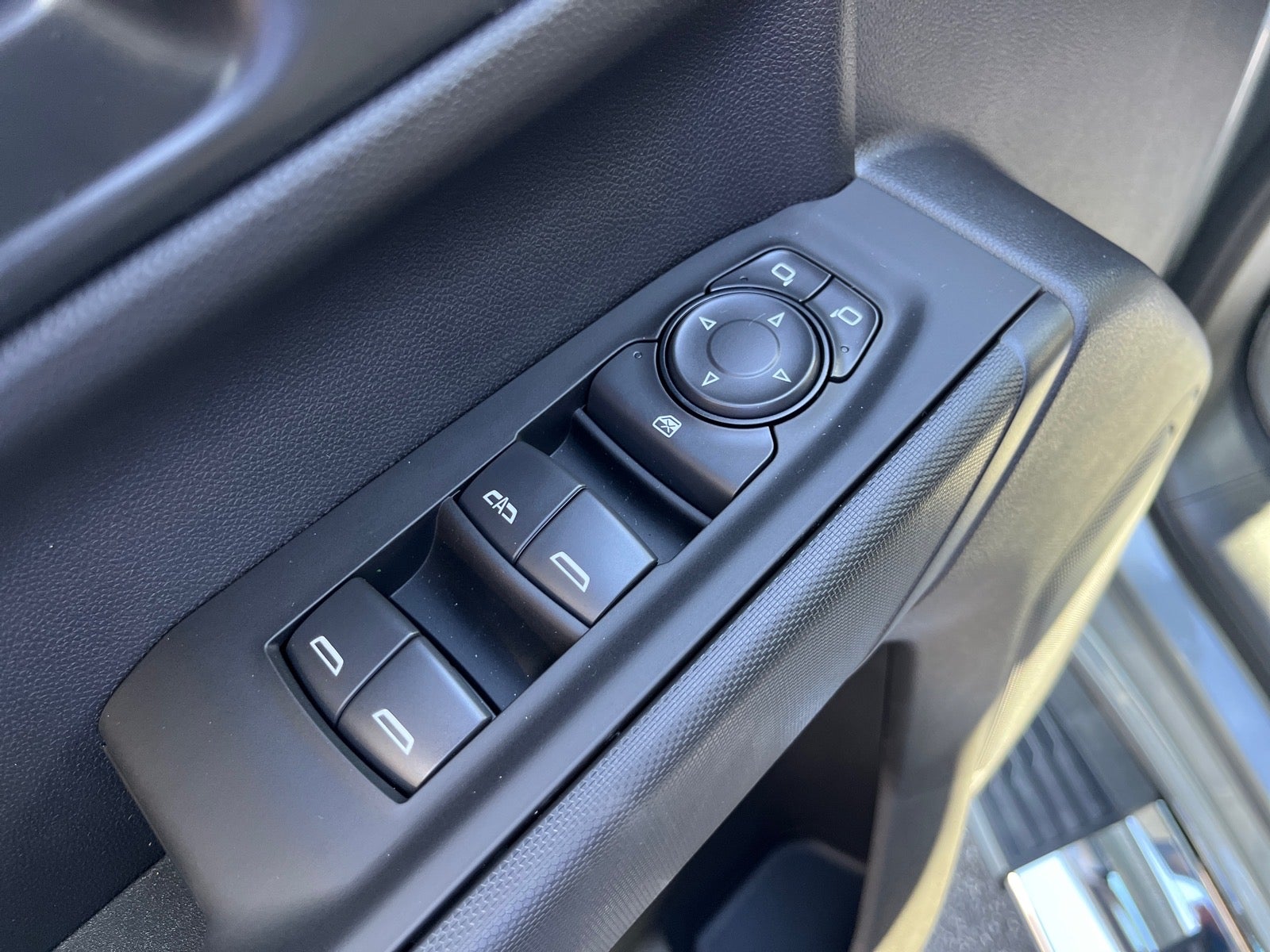 2026 Chevrolet Silverado 1500 Custom - Photo 20