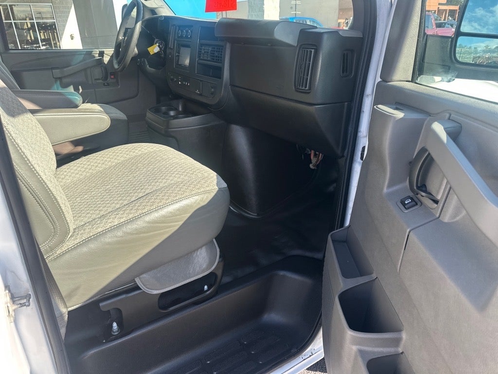 2017 Chevrolet Express Cargo 2500 CARGO