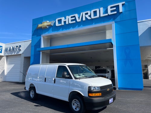 2025 Chevrolet Express Cargo WT