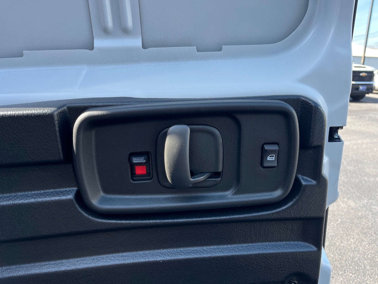 2025 Chevrolet Express Cargo WT