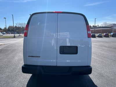 2025 Chevrolet Express Cargo WT