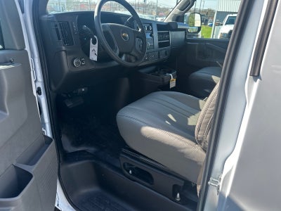 2025 Chevrolet Express Cargo WT