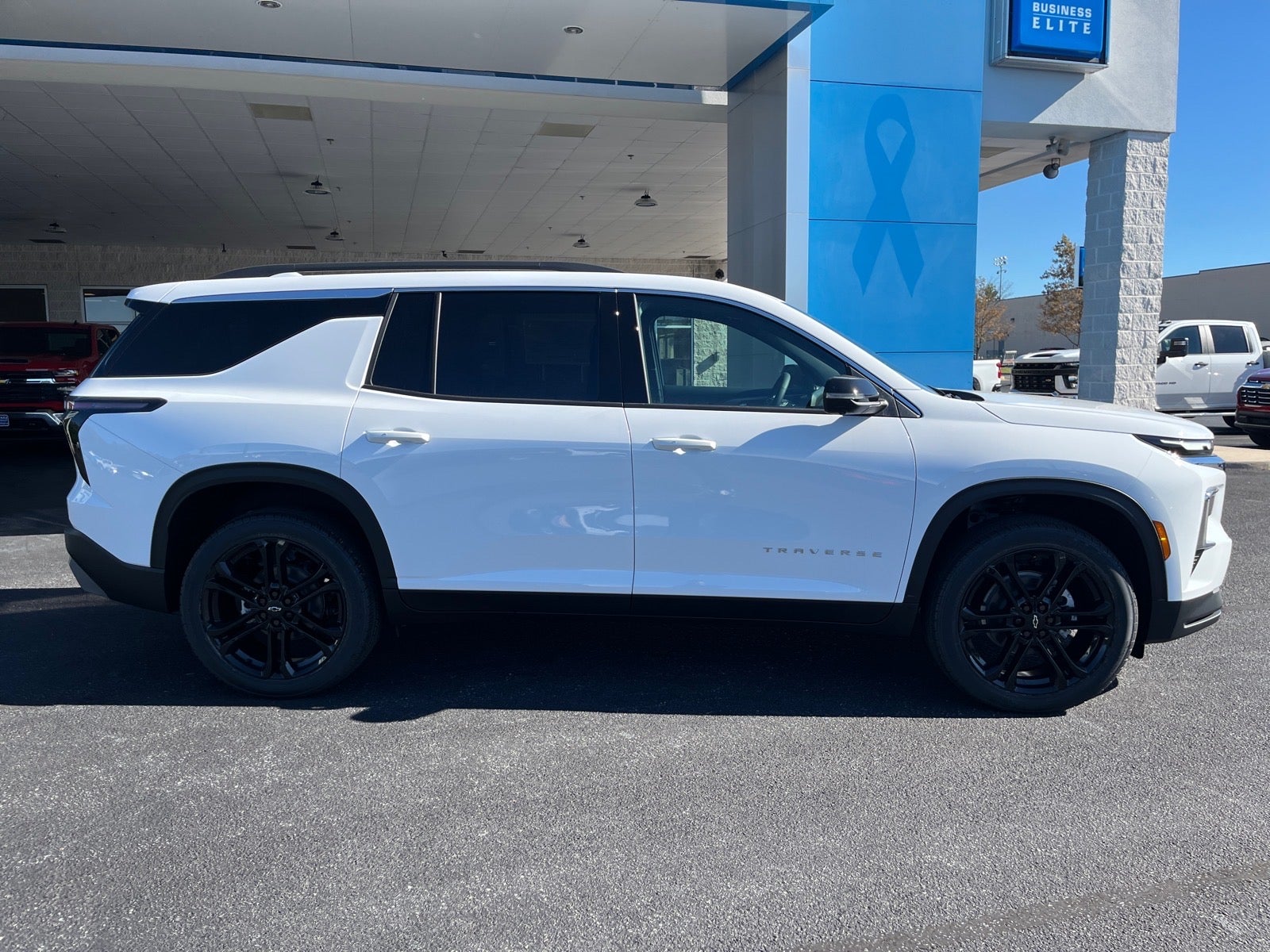 2027 Chevrolet Traverse LT