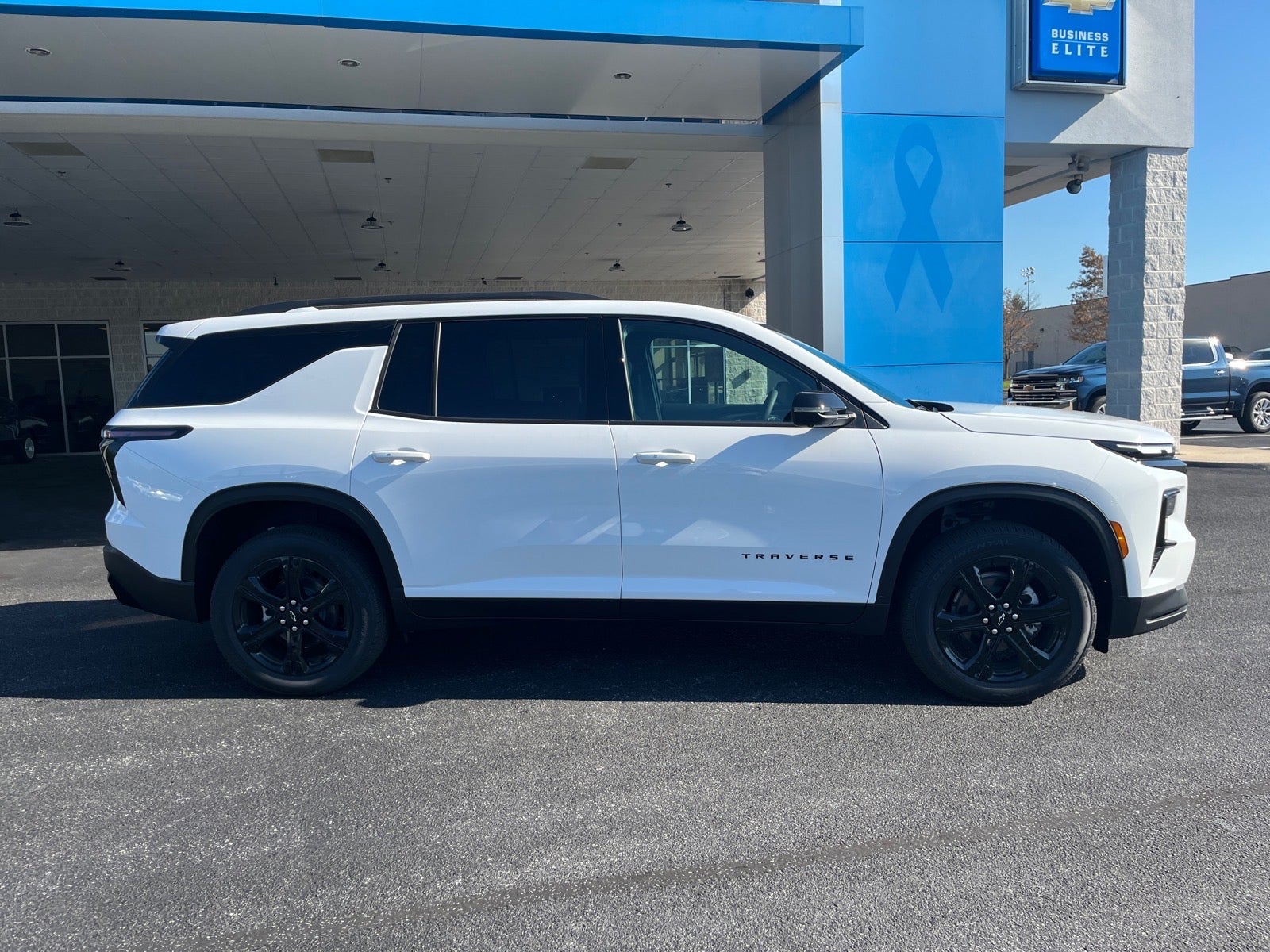 2027 Chevrolet Traverse LT