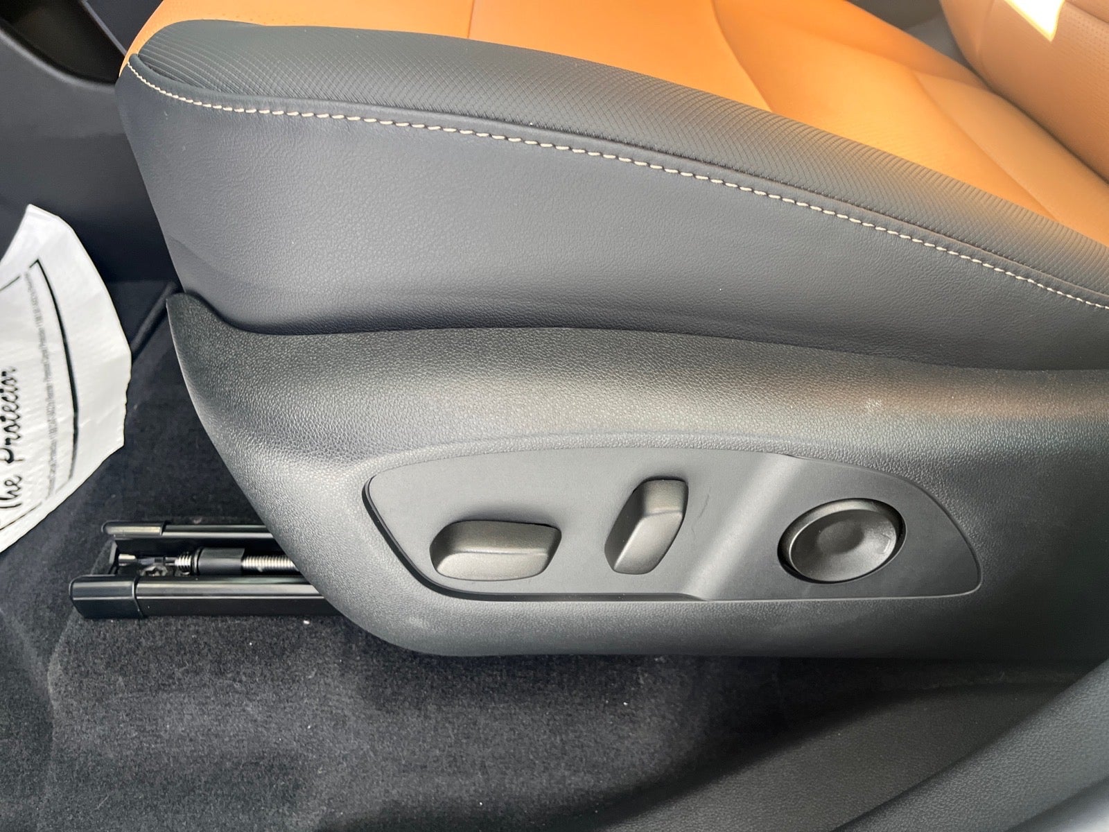 2027 Chevrolet Traverse Z71 - Photo 13
