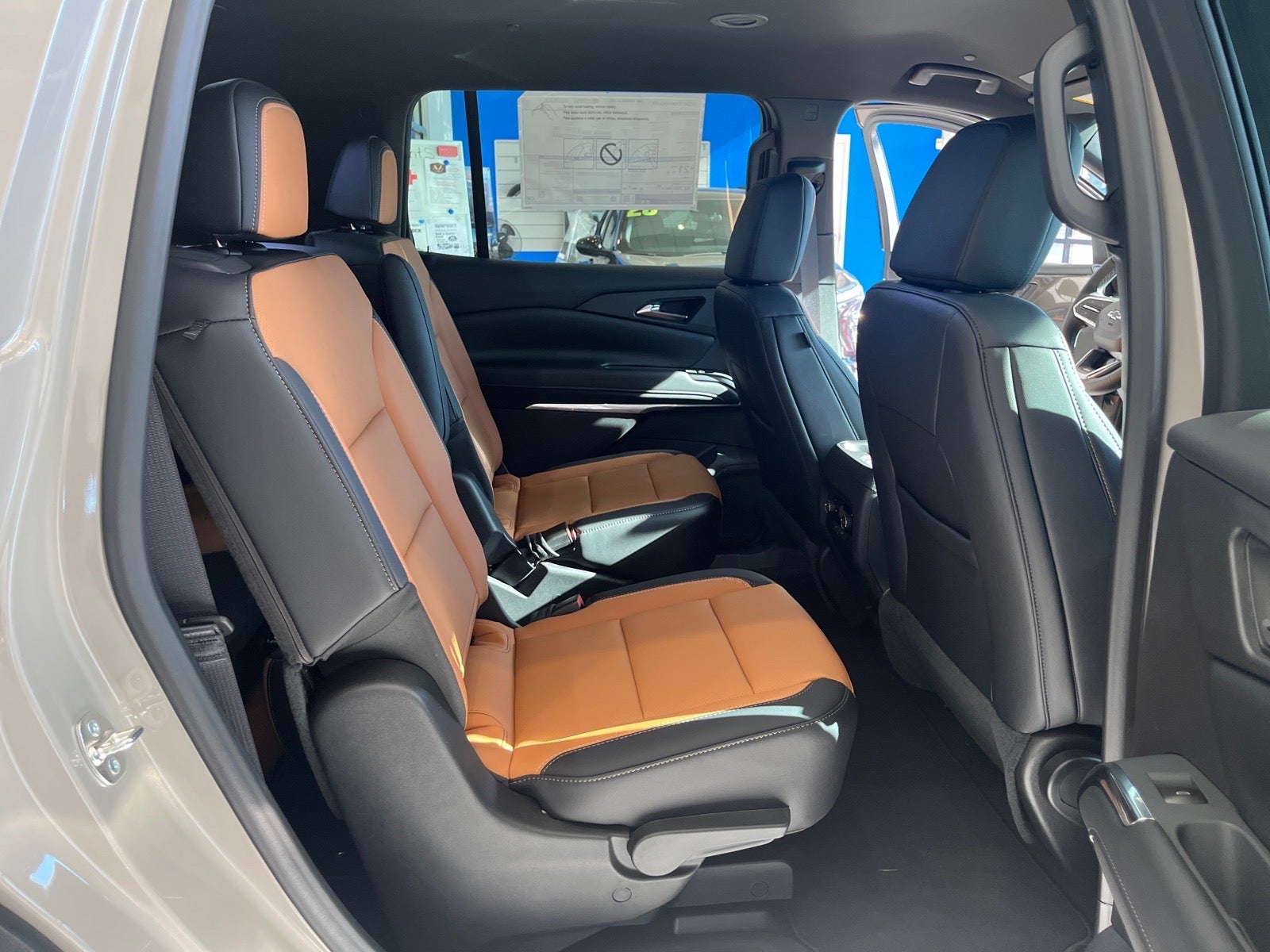2027 Chevrolet Traverse Z71 - Photo 15