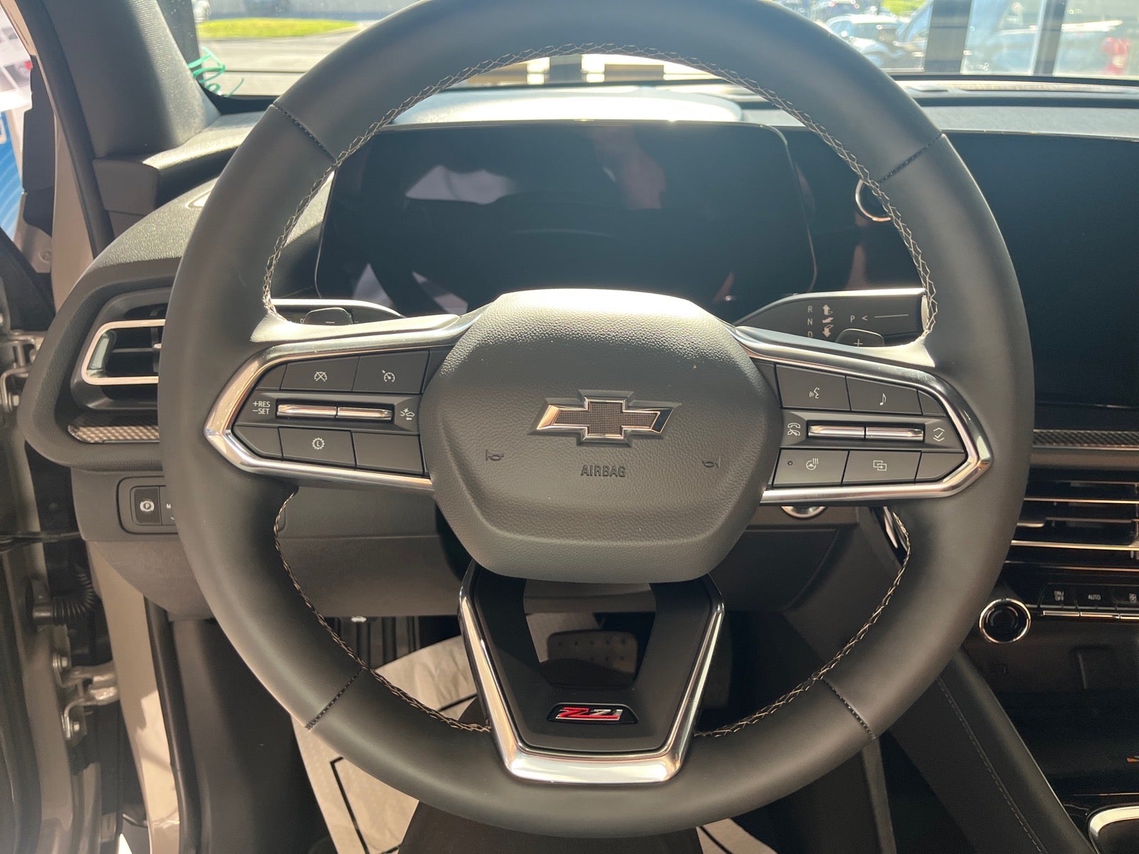 2027 Chevrolet Traverse Z71 - Photo 28
