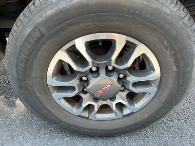 2023 GMC Sierra 3500 HD Pro