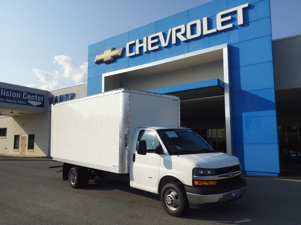 2023 Chevrolet Express Cutaway 3500 Work Van