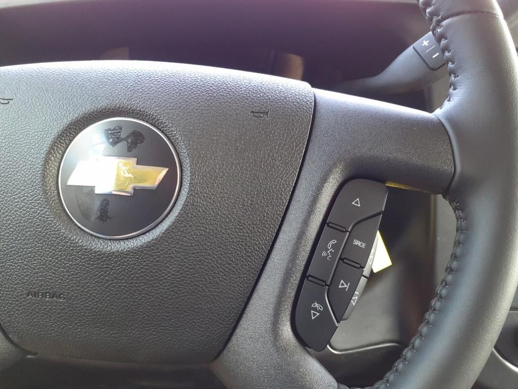 2023 Chevrolet Express Cutaway 3500 Work Van