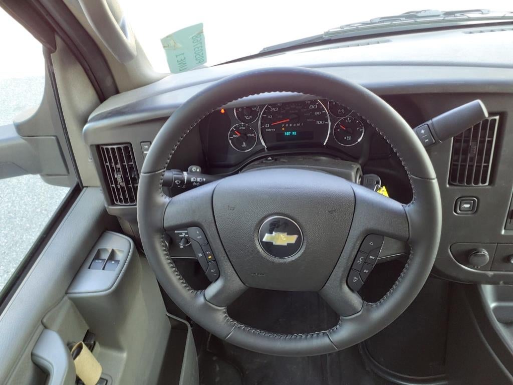 2023 Chevrolet Express Cutaway 3500 Work Van