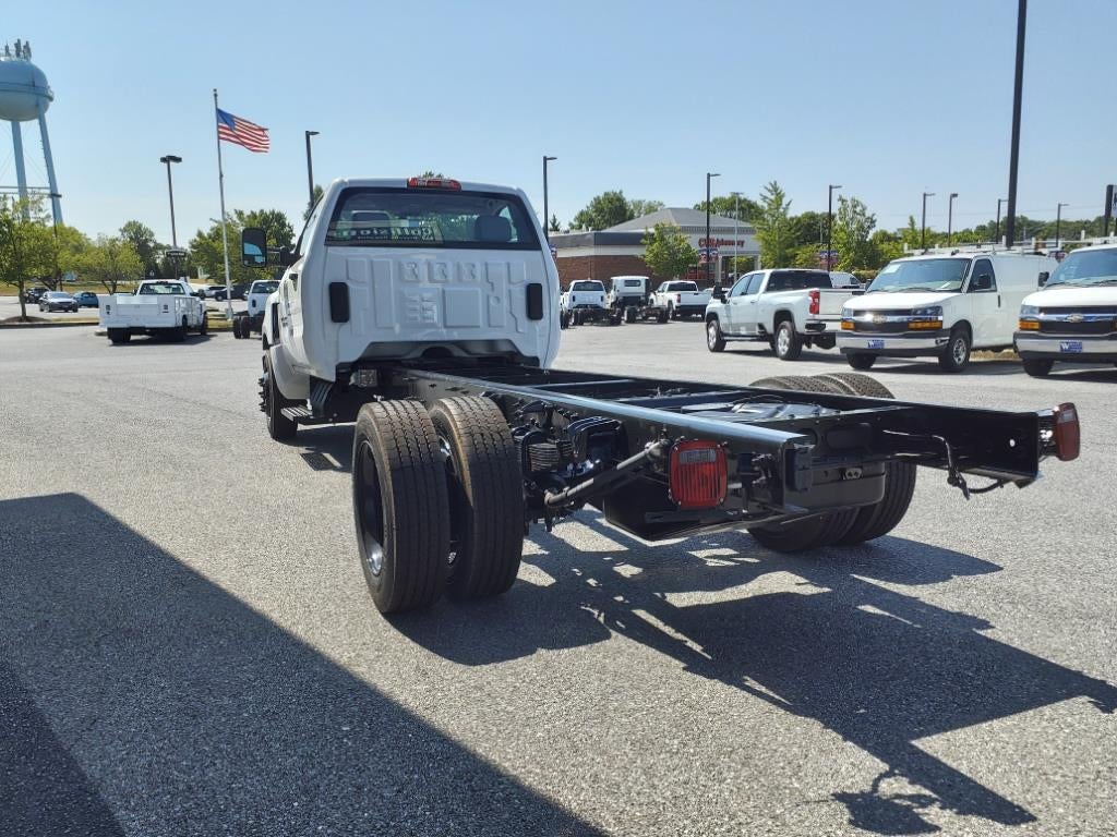 2023 Chevrolet Silverado 5500 HD Work Truck