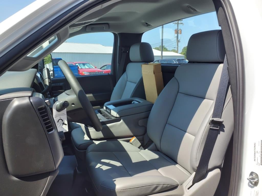 2023 Chevrolet Silverado 5500 HD Work Truck