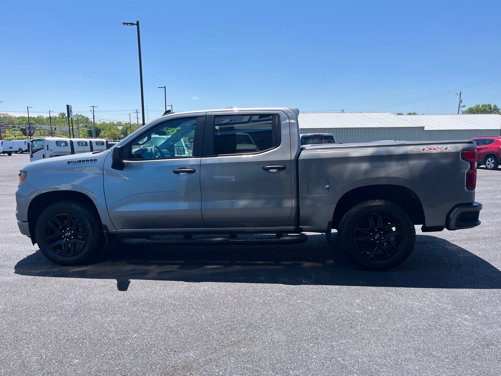 2024 Chevrolet Silverado 1500 Custom