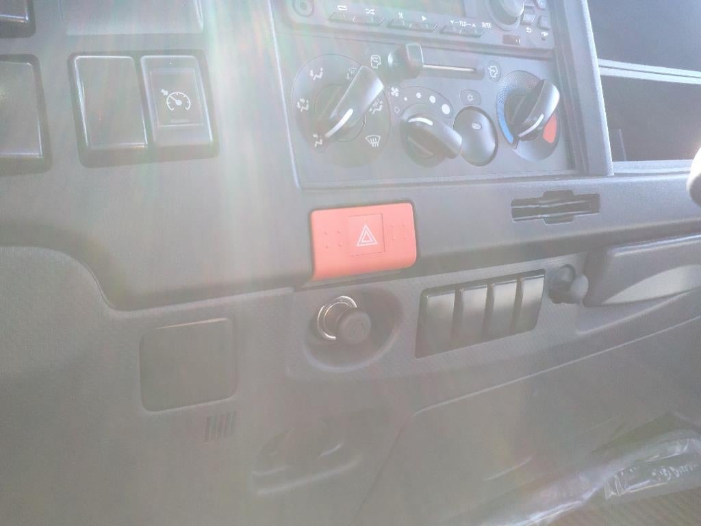 2025 Chevrolet Low Cab Forward 4500 1WT