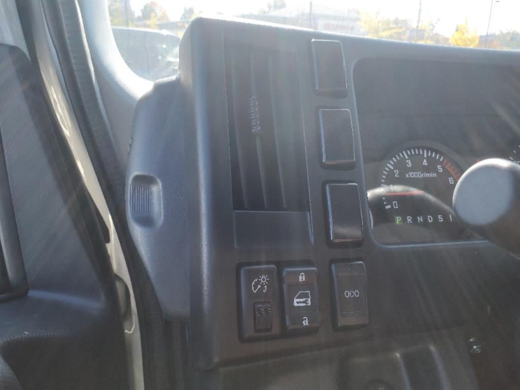 2025 Chevrolet Low Cab Forward 4500 1WT